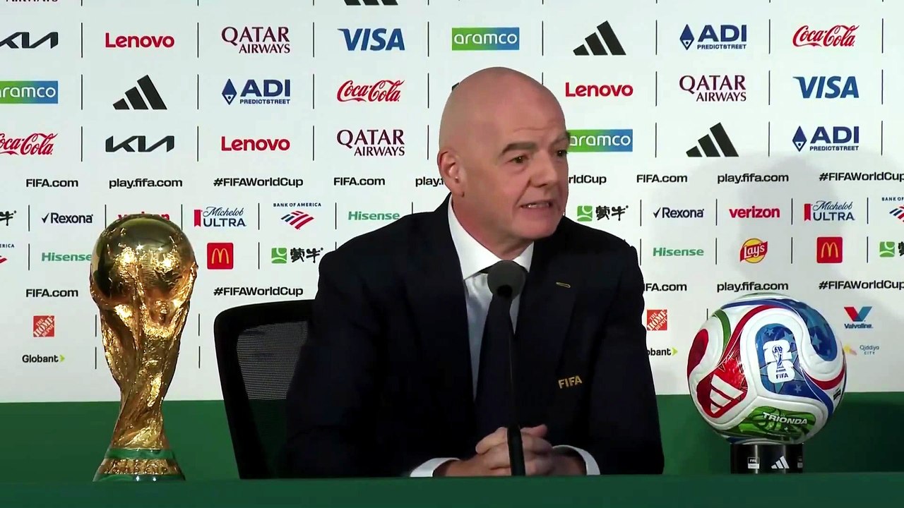 Gianni Infantino y su reconocimiento a Enrique Macaya Márquez