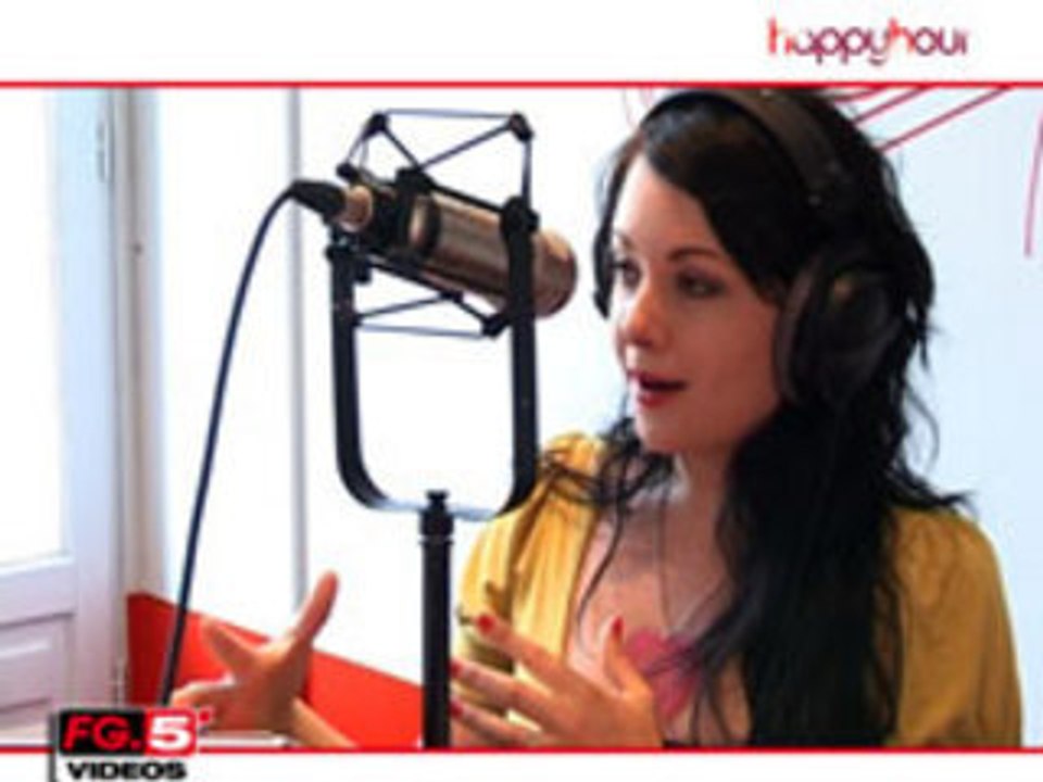 RACHEL STARR EN INTERVIEW CHEZ  RADIO FG