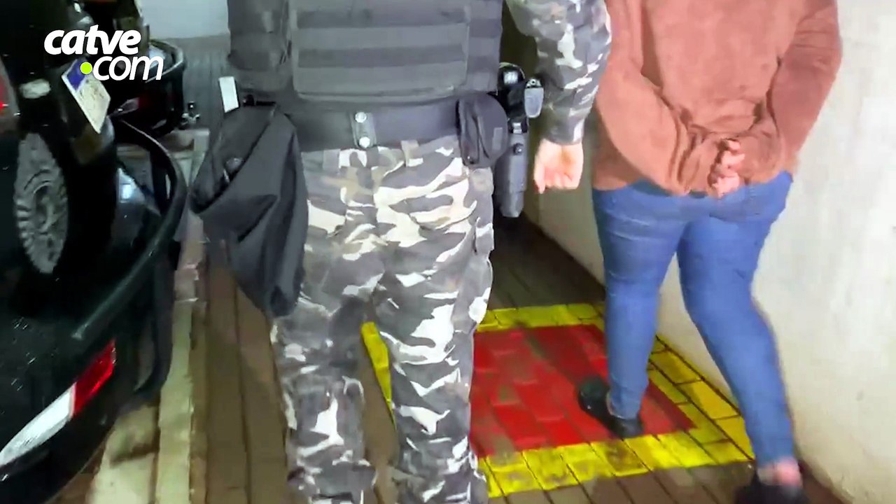 Denúncia termina com casal levado à delegacia e apreensão de drogas em Cascavel