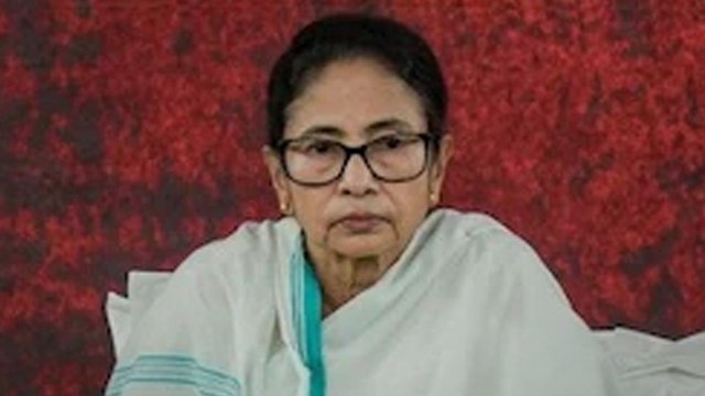 ममता बनर्जी को बड़ा झटका? 19 सांसदों में शत्रुघ्न सिन्हा के बागी होने की चर्चा तेज