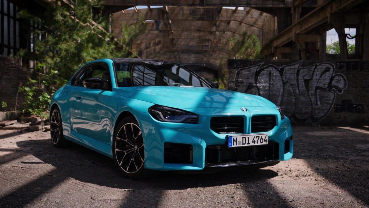 The new BMW M2 with M xDrive Exterior Design