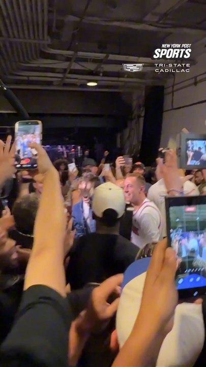 MSG Celebrity Row celebrating Knicks historic comeback ‼️