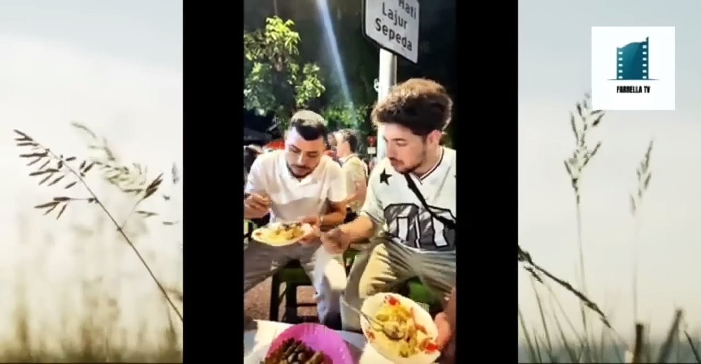 WHEN FOREIGNERS ARE CRAZY ABOUT INDONESIAN FOOD, THEY PREFER INDONESIAN CUISINE OVER OTHERS