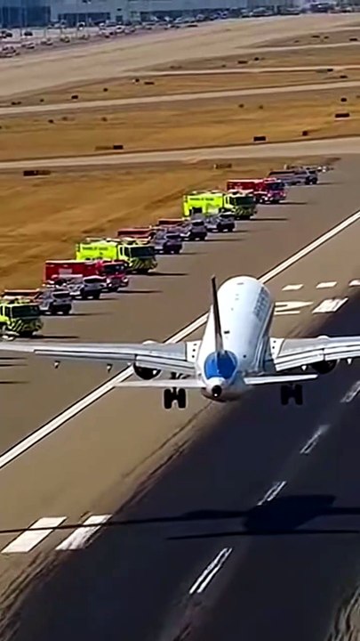 “Breaking News Aerial Footage   Violent Daytime Emergency Landing” #BreakingNews #EmergencyLanding #AirportCrisis #AviationReality #LiveFootage