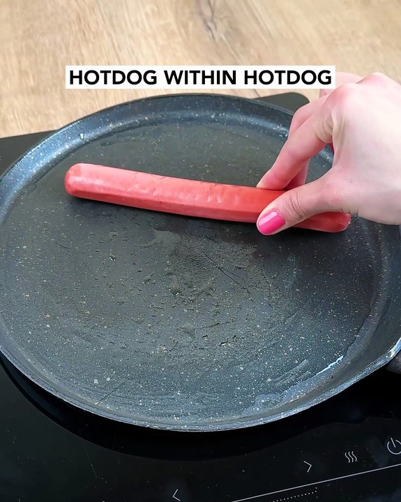Double the hotdog, double the fun 🌭🌭😋