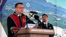 OMÜ İlahiyat Fakültesi’nde 320 öğrencinin mezuniyet heyecanı