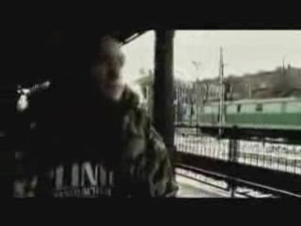 Trzeci Wymiar - Czarne chmury nad miastem