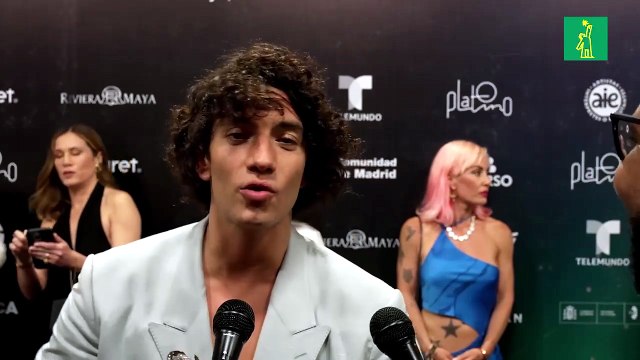 Entrevista a Jorge López en premios platino.