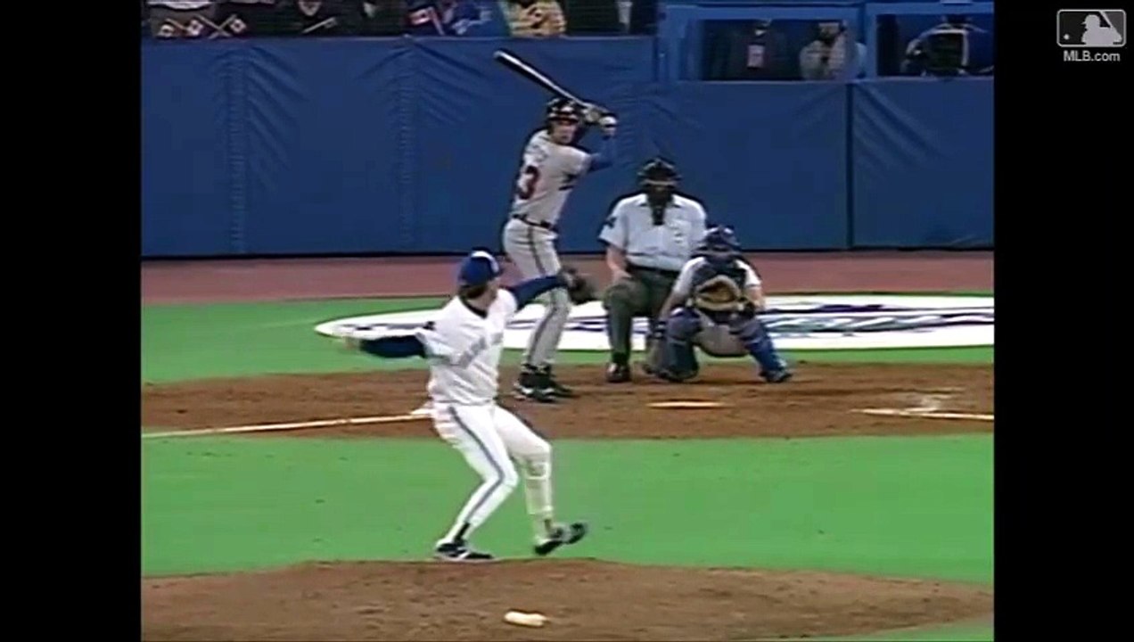 Tom Henke (TOR) gets David Justice to fly out for the final out (1992 World Series Game 4)