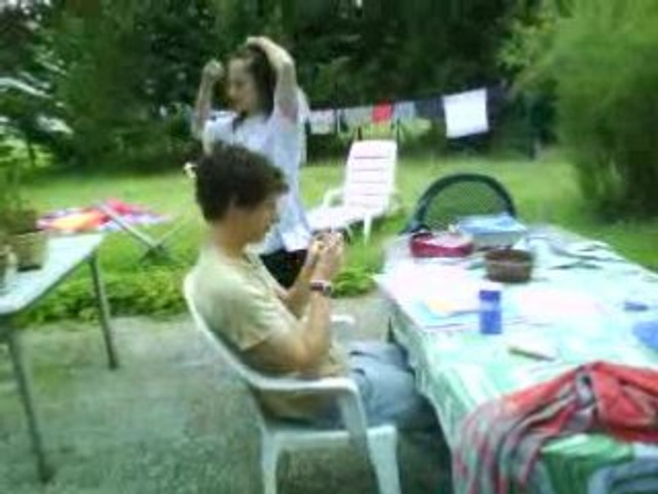 dechainées, ça se sent,ça se sennnt que c'est toi!