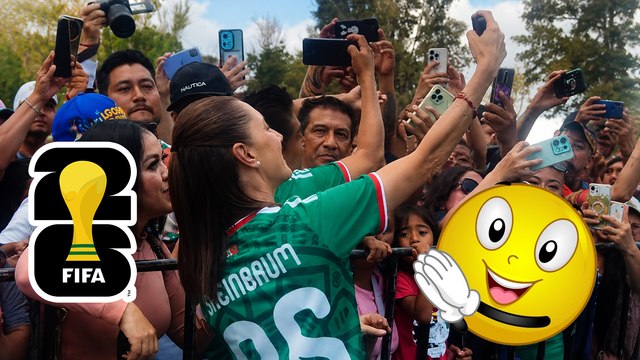 Fan Fest CDMX: Claudia Sheinbaum y Clara Brugada se toman un momento para saludar al público presente