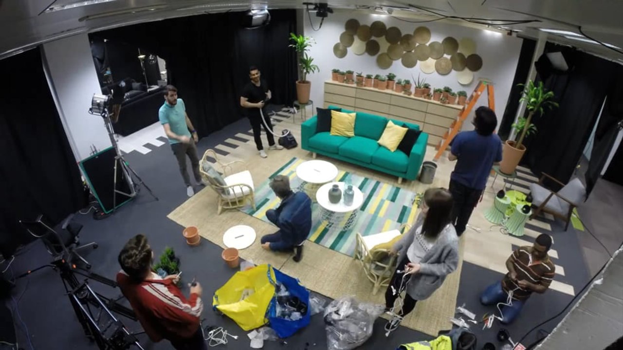 Making Of IKEA - Ana Locking