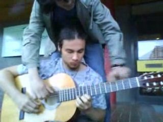 Quatre mains ... pourri :D