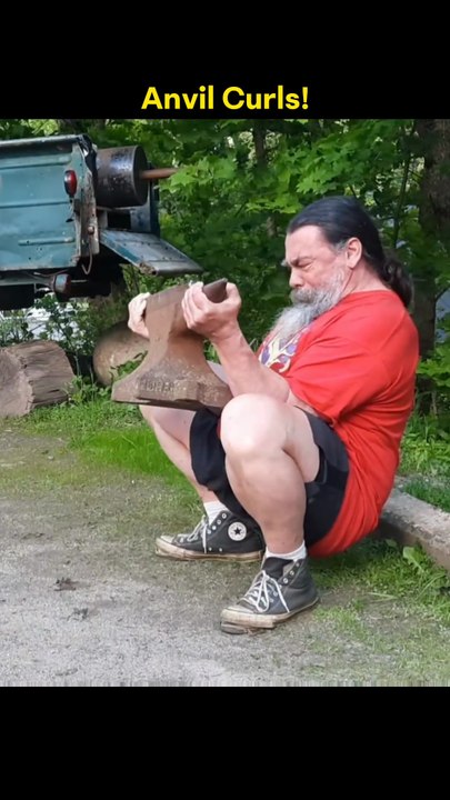 Anvil Concentration Curls