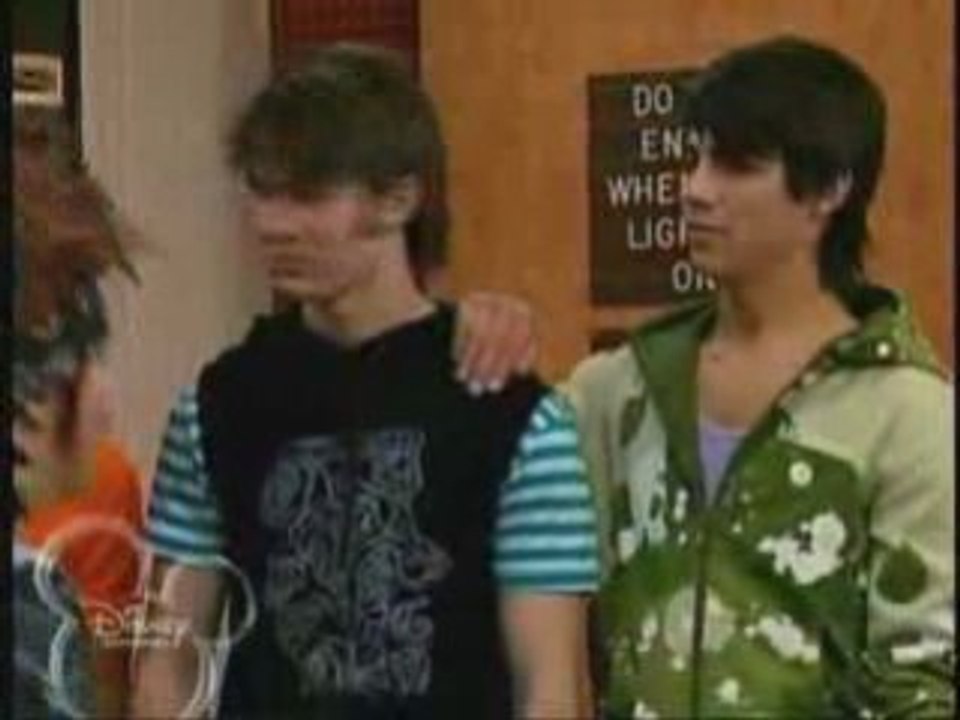 Jonas Brothers on Hannah Montana