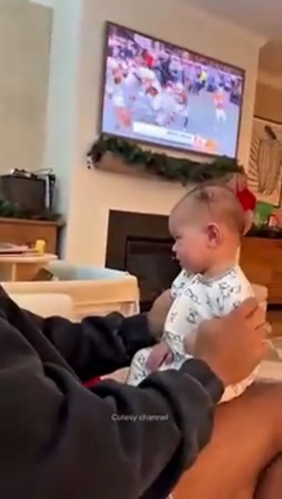 Cute and Funny Baby Prefers Mom Over Dad 🥰 #Foryou, #Dailymotion, #CoteBaby