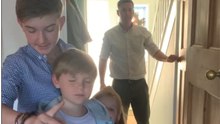 Mom plans a touching reunion as kids meet their aunt in person