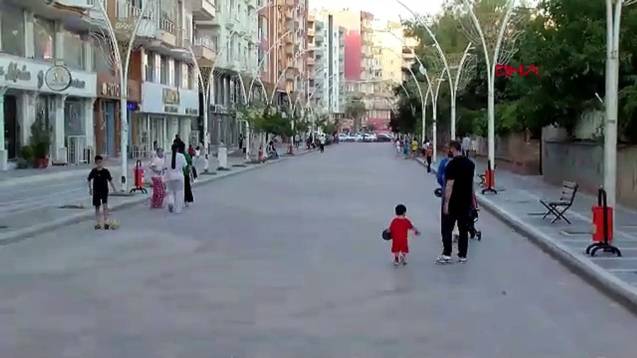 Burası Türkiye'nin halı kaplı tek sokağı! Görenler gözlerine inanamıyor