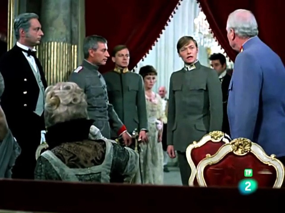 Peter Cushing 1977-La Ultima Bandera-HD