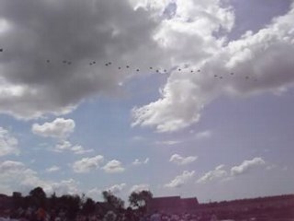 Parachutage sur le site de la Fière 2008