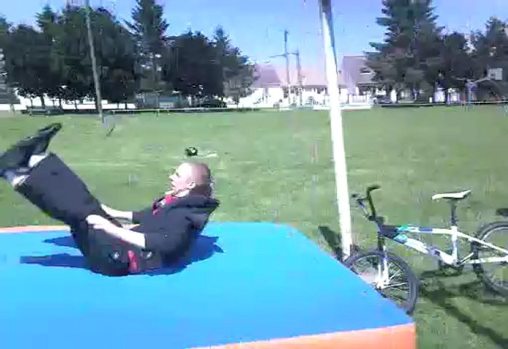 bmx salto