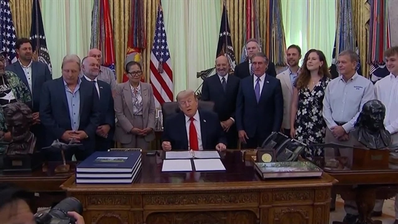 Trump Insists Iran Deal Is Close After Scrapping Strikes