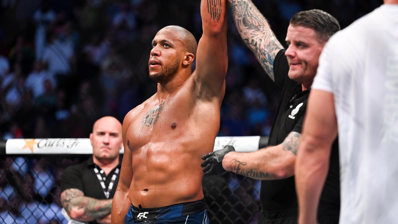 Ciryl Gane Versus Pereira: MMA Strategy and Predictions