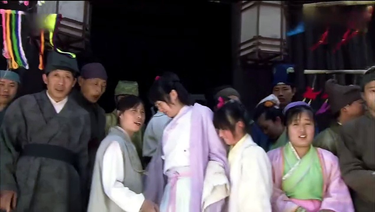 Action Movie  A Martial Arts Master Hunts Down a Cruel Couple to Avenge His Brother!