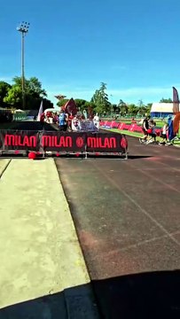VIDEO - Festa rossonera a Cattolica: centinaia di bimbi in campo per la Milan Cup 2026