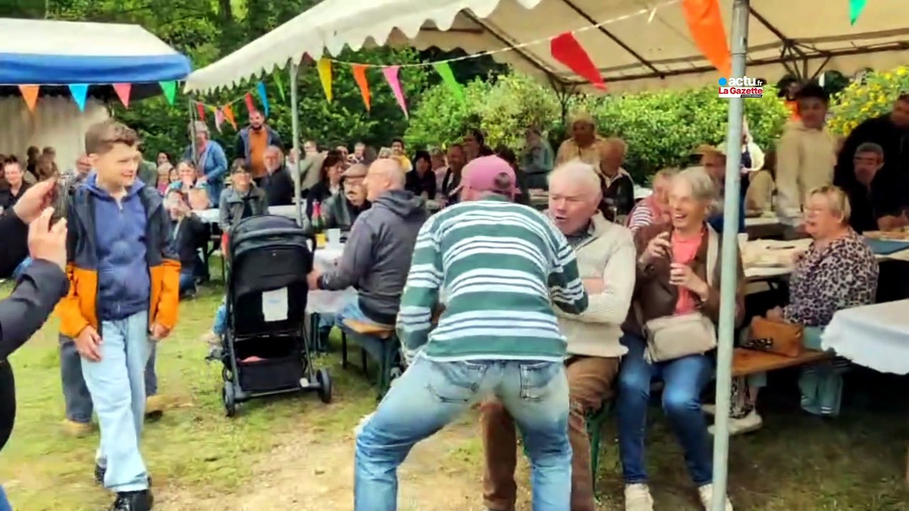 Morbihan : concours international du cri du cochon