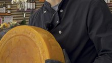 Pourquoi ce fromage est affiné dans un ancien bunker militaire ? 🧀💥