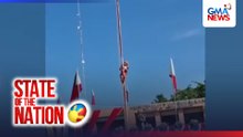 Pastor, umakyat sa flagpole para ayusin ang aberya sa pagtataas ng watawat | SONA