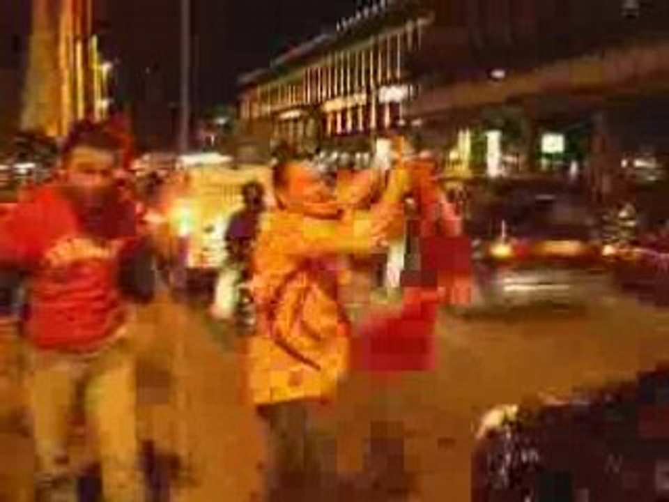 Stuttgart Milli mac sonrasi galibiyet sevinci