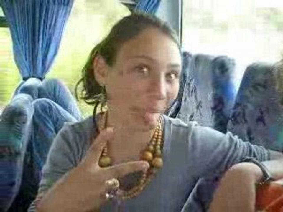 Ac les gens dans le bus =D