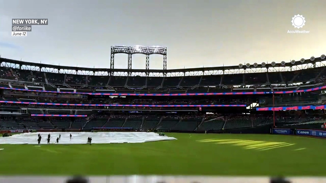 Thunderstorms sweep through NYC, delaying Braves-Mets game