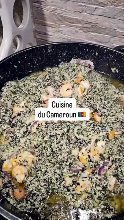Cuisine du Cameroun 🇨🇲 chez : Eru, Ndole, Tiep Poisson 🐟, Beignets haricot, soufflés... * Au.mp4
