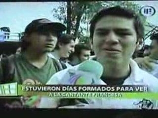 Reportaje Firma de Autografos Alizée