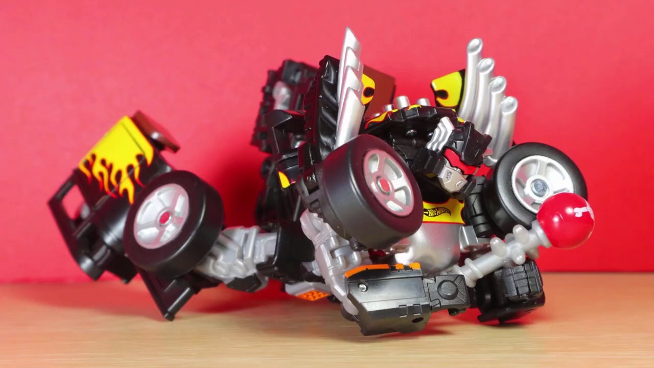 📸 TRANSFORMERS x Hot Wheels: Collaborative BONE SHAKER | Review #759