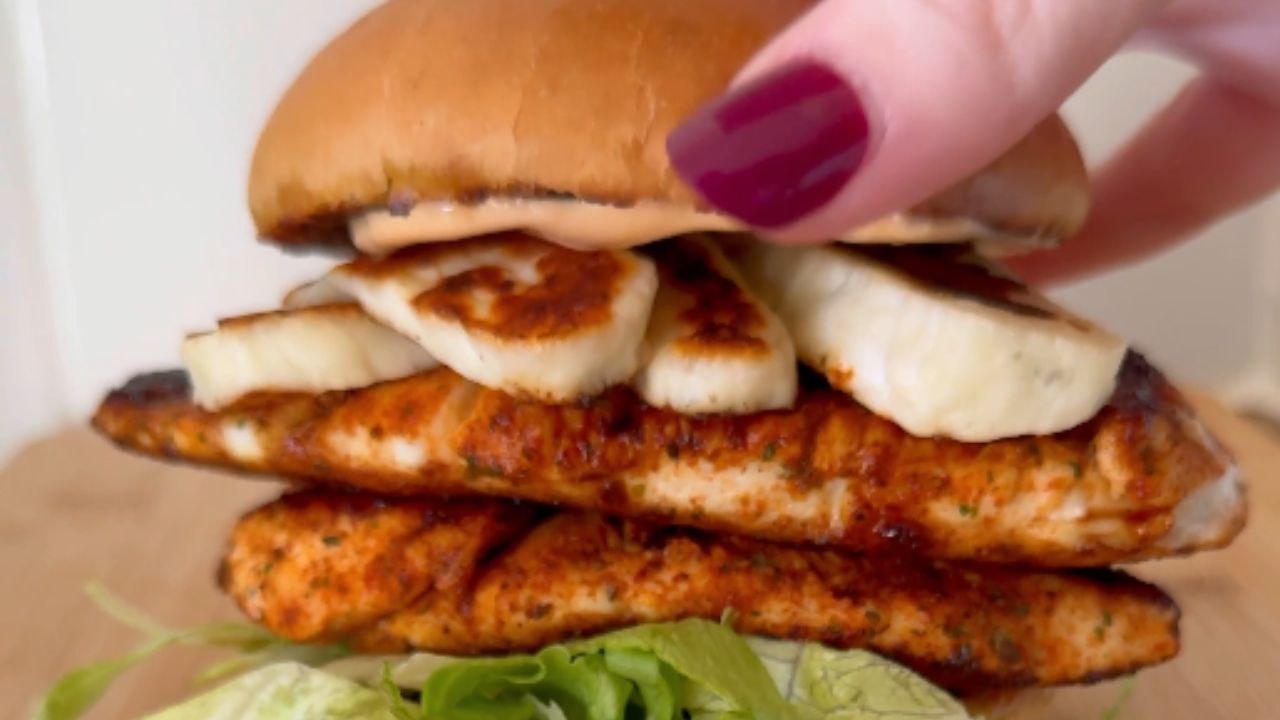 Culinary adventure at home: Nando's inspired protein-packed garlic bread chicken burger