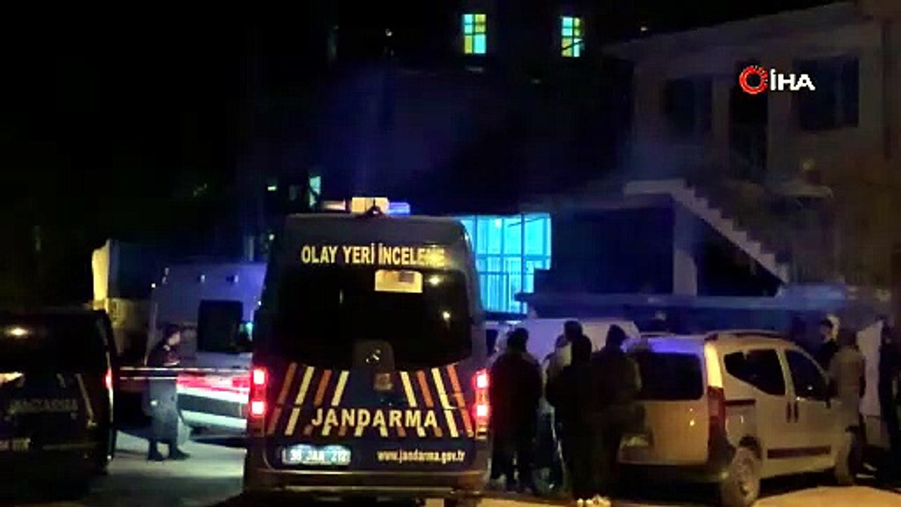 Camiye Bıçaklı Saldırı