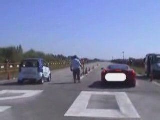 Smart Fortwo Diablo vs Ferrari F430