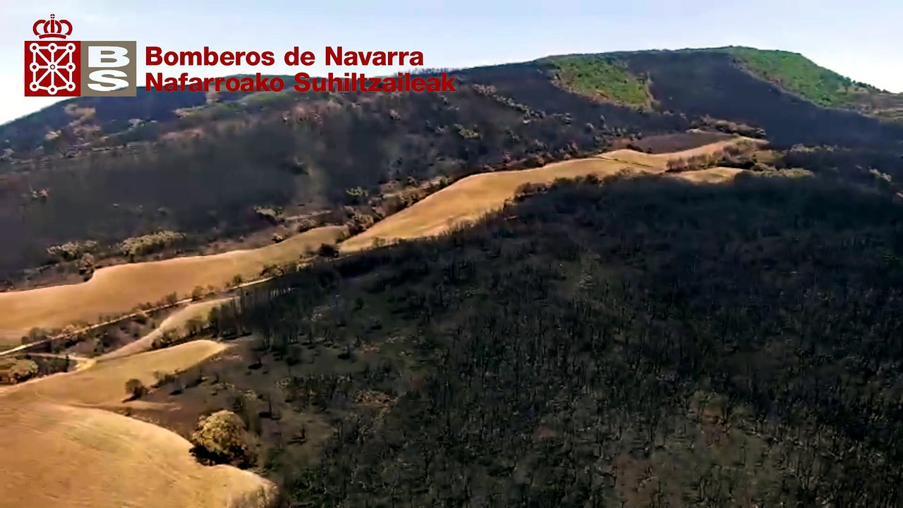 Imágenes del vuelo de reconocimiento del perímetro del incendio de Ezkabarte