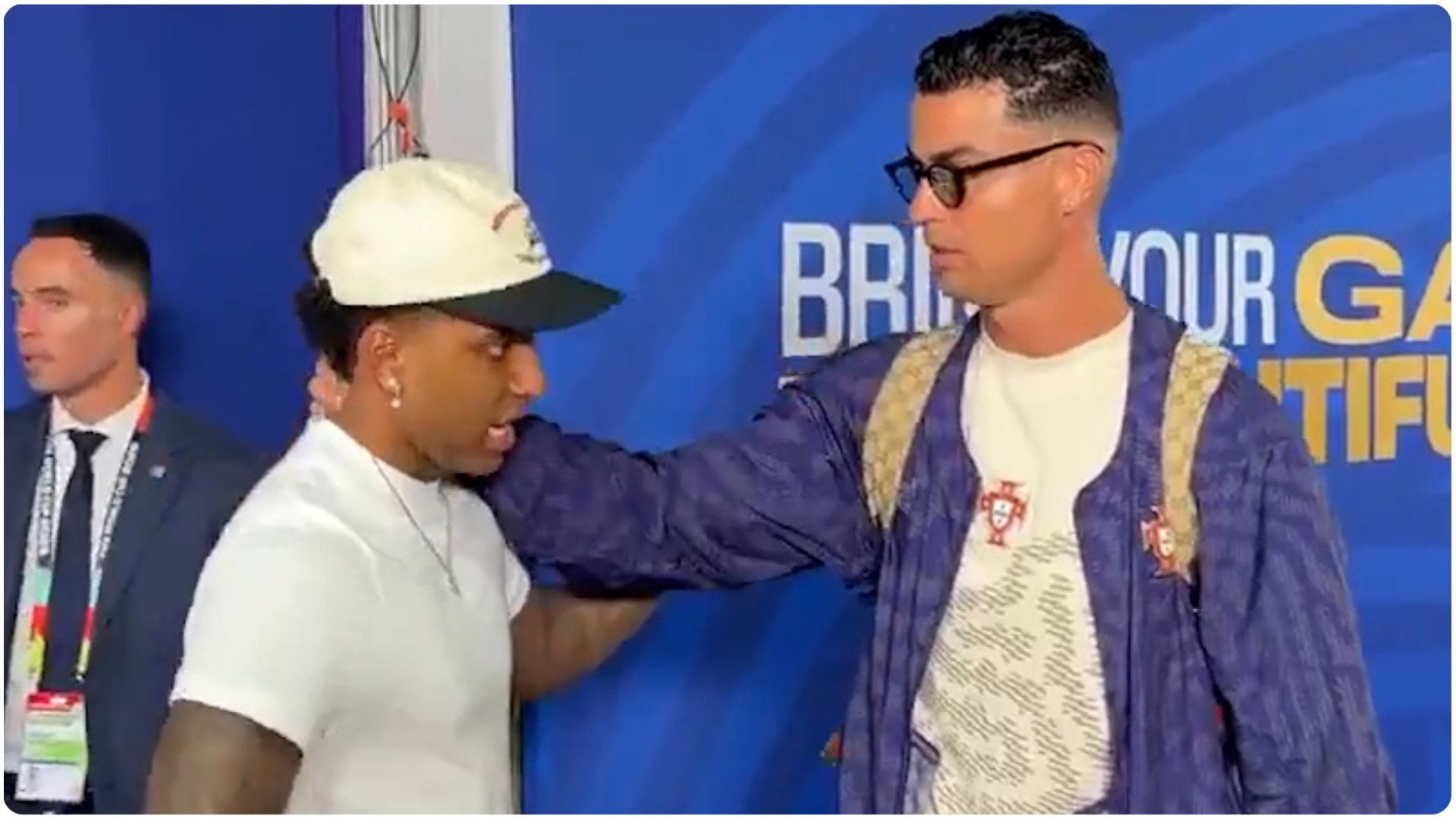 El bonito gesto de Cristiano al encontrarse con el lesionado Rodrygo<br>