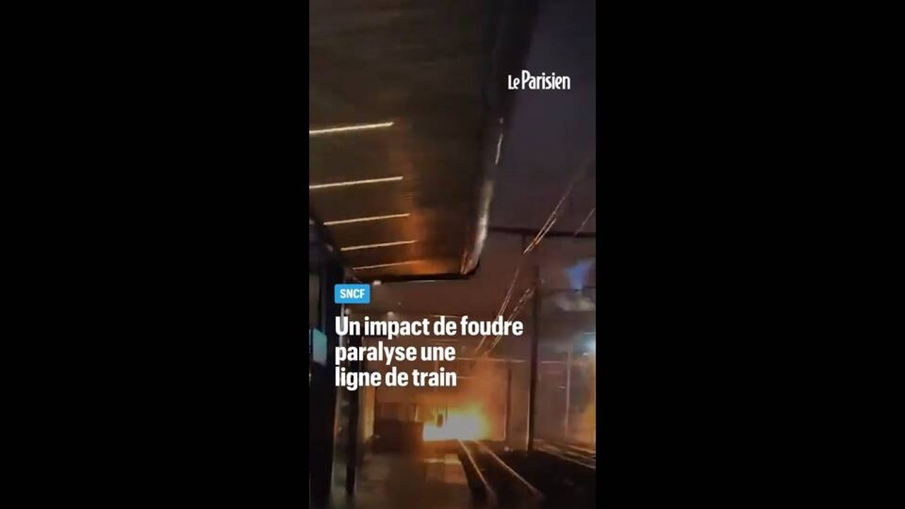 Yvelines : la foudre tombe sur les rails et paralyse plusieurs lignes