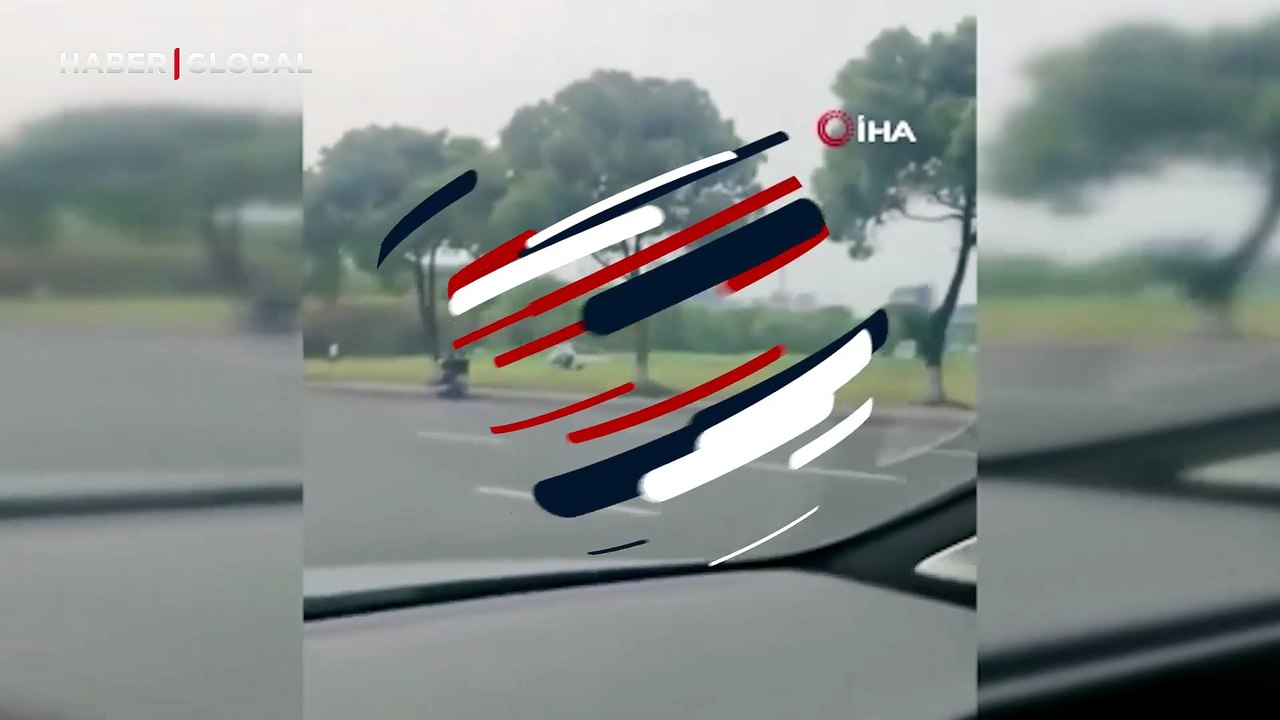 Çin'de acil iniş yapan helikopter kontrolden çıktı: 2 yaralı