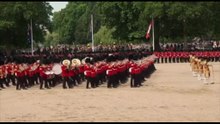 Carlo III celebra il compleanno con il Trooping the Colour