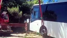 Il video del recupero del bus a Erice