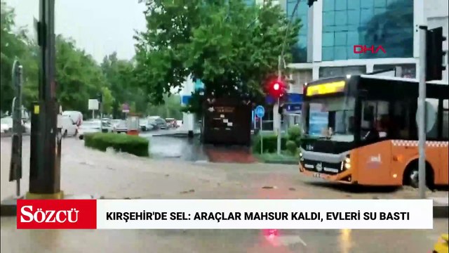 Kırşehir'de sağanak sele dönüştü; araçlar yollarda mahsur kaldı, ev ve iş yerlerini su bastı