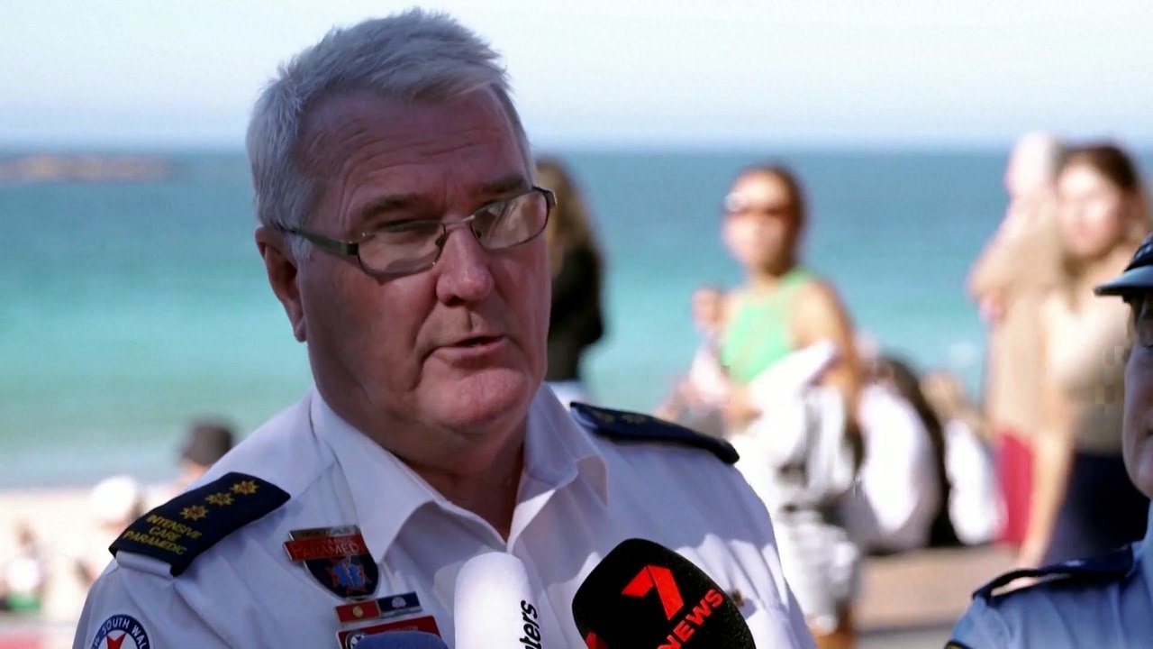 Witnesses describe horrific shark attack with 'massive pool of blood' at Sydney beach