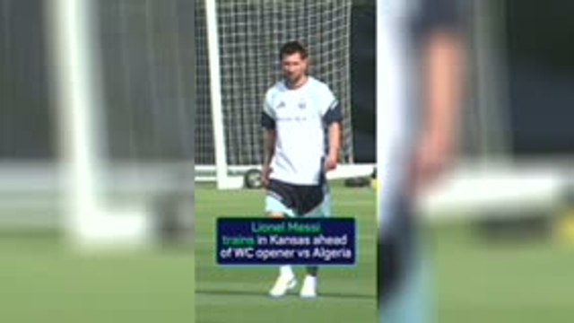 Messi trains ahead of Argentina's first World Cup match